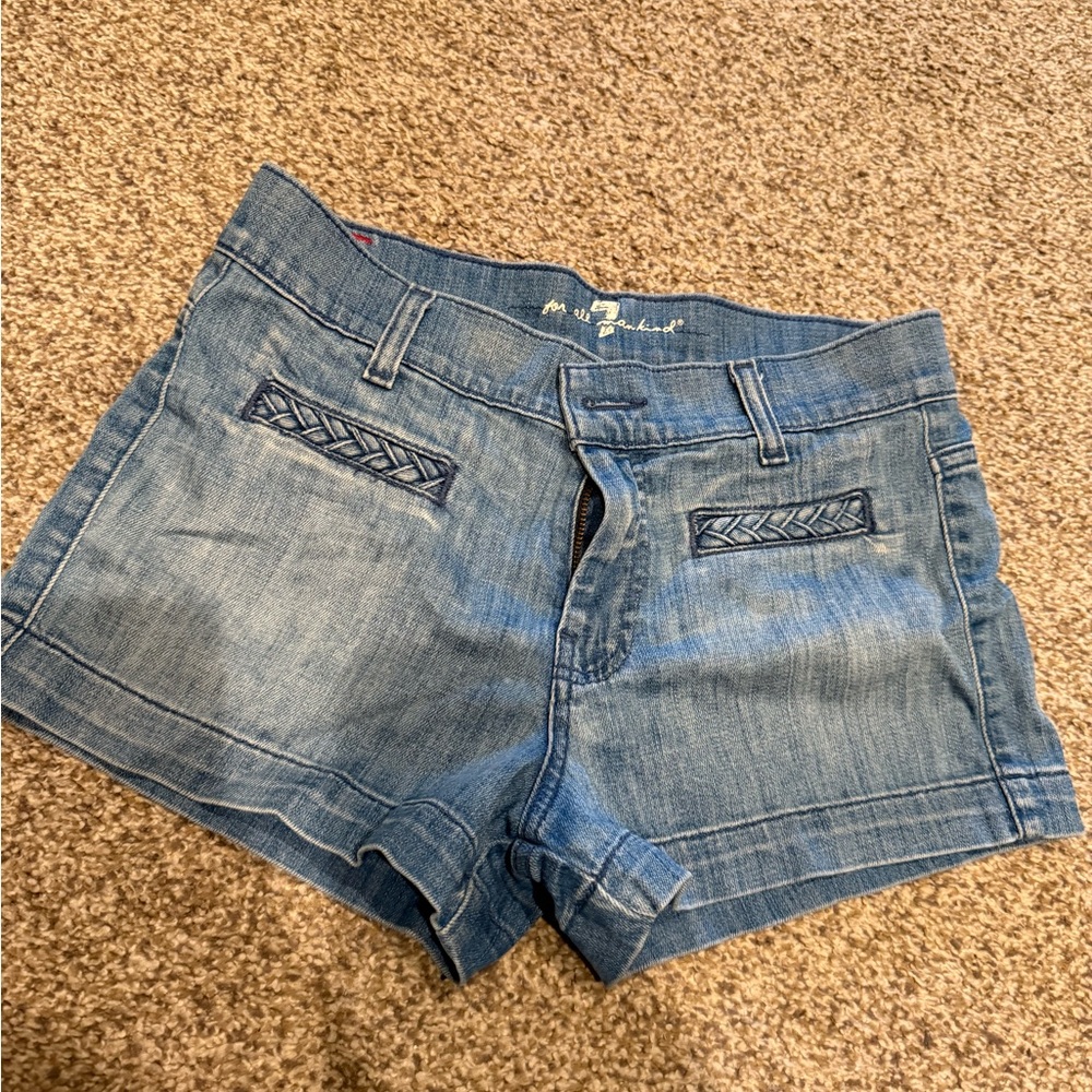 7 For All Mankind Women’s Blue Denim Shorts size 27.  Excellent Condition